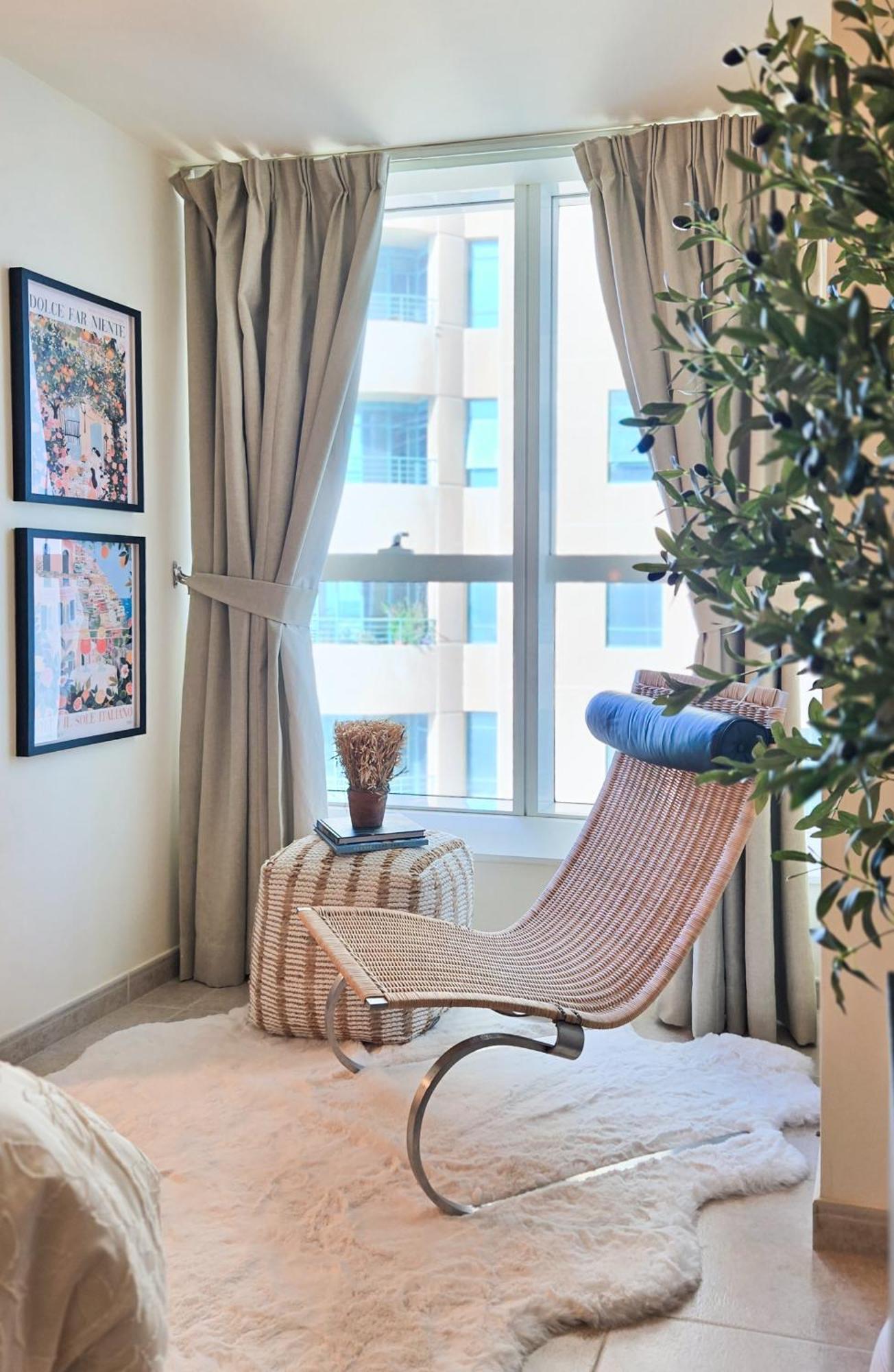 Fabulous 1br In Marina Near With Sea Views *